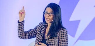 Iz ugla psihologa: Površni smo, nema stida i deci se nudi koncept nerealno dobrog sveta