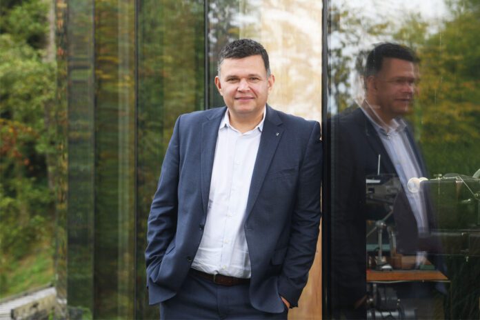 peter skvarča sava re osiguranje