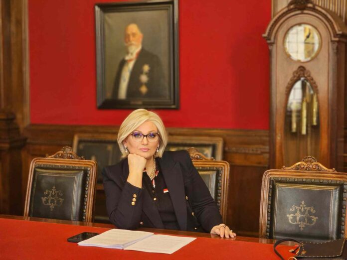 Jorgovanka Tabaković