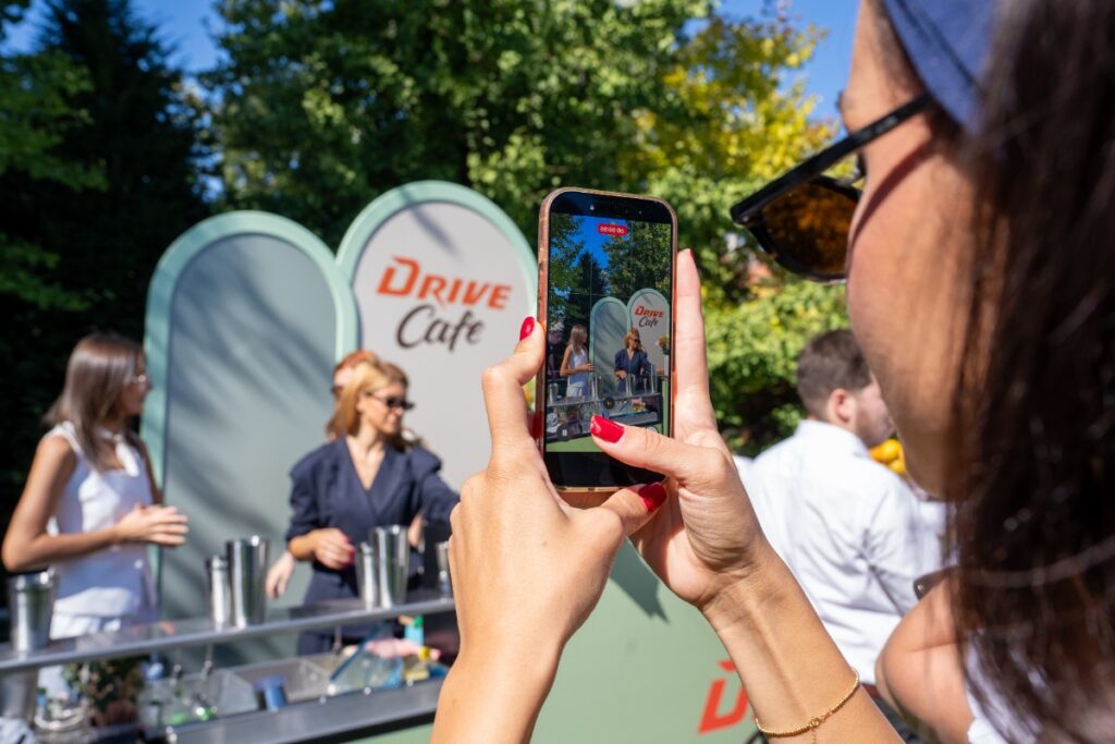 NOVI DIZAJN OMILJENE ITALIJANSKE KAFE U NAJVEĆEM COFFEE SHOP-u U SRBIJI – Drive Cafe u novom ruhu